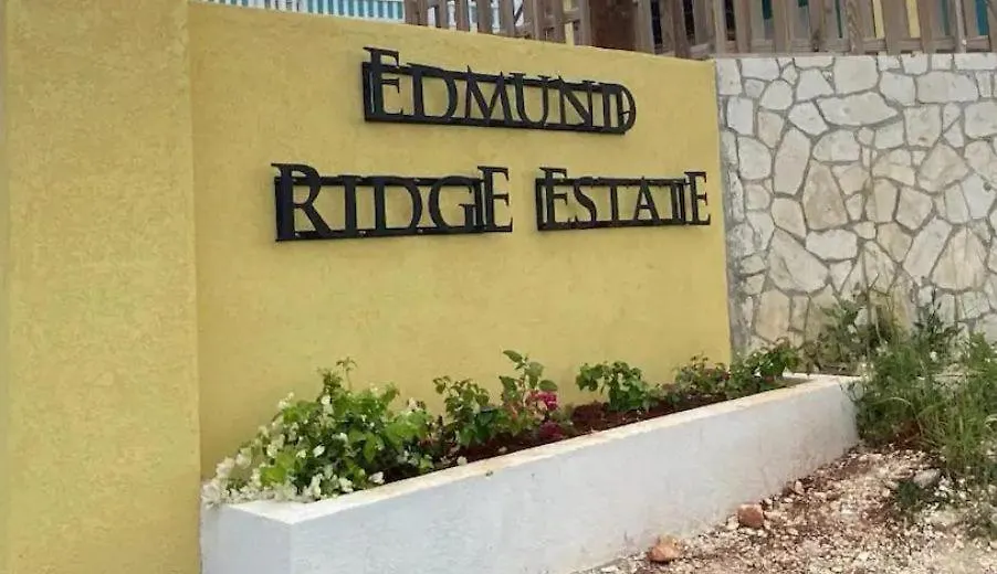 Affittacamere Sky View Villas @ Edmund Ridge Estate Montego Bay Giamaica