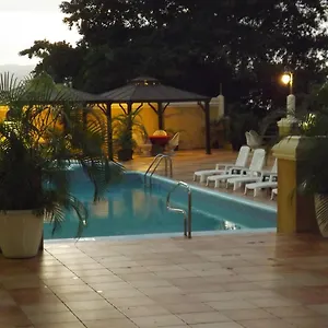 https://grandiosa-hotel.hotelsmontegobay.org
